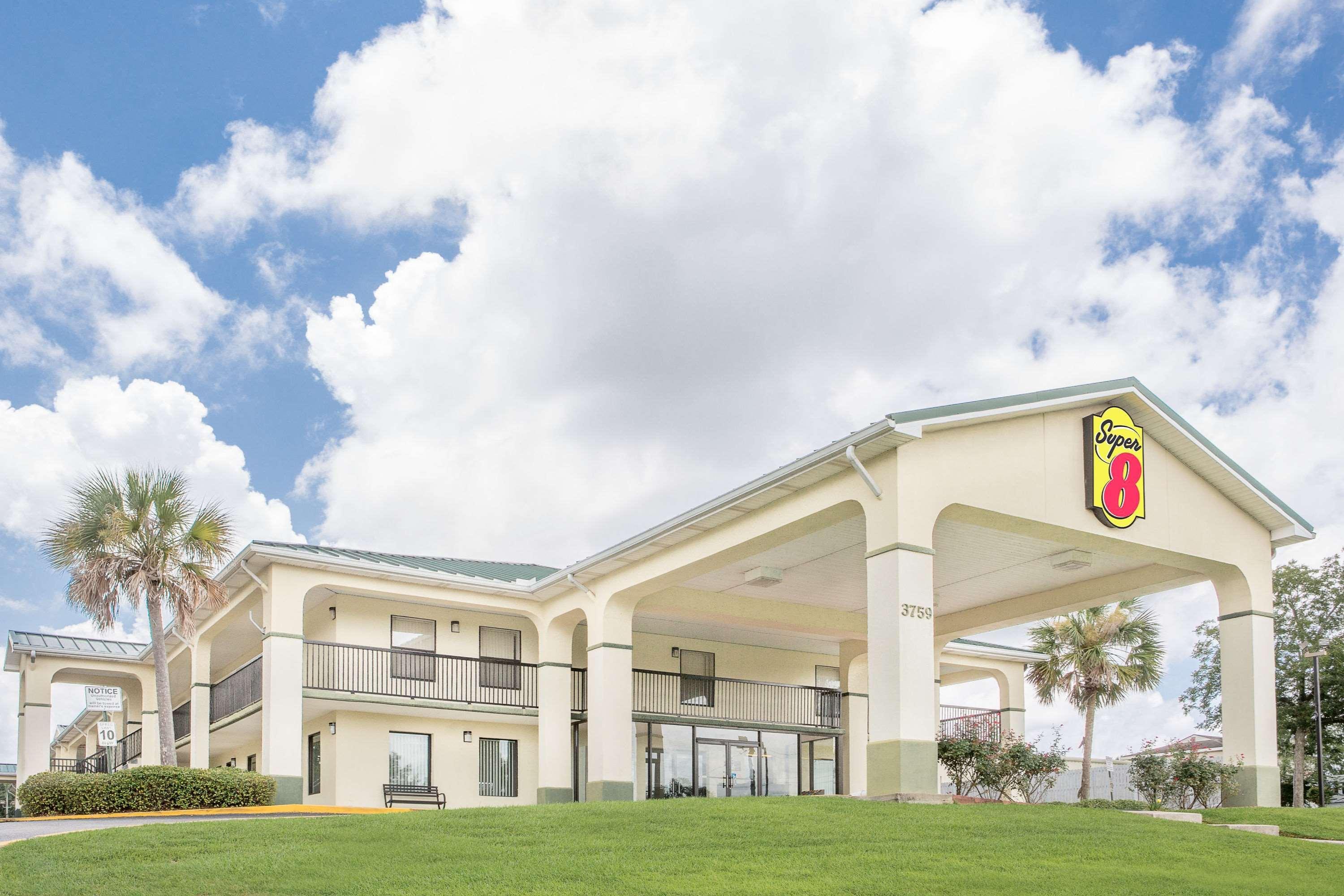Hotel Super 8 By Wyndham Mobile Exterior foto