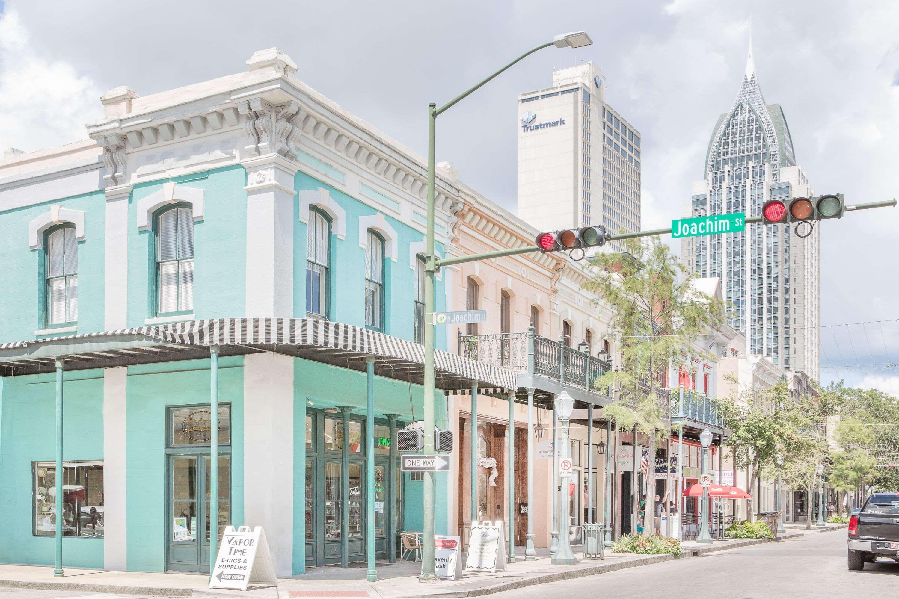Hotel Super 8 By Wyndham Mobile Exterior foto